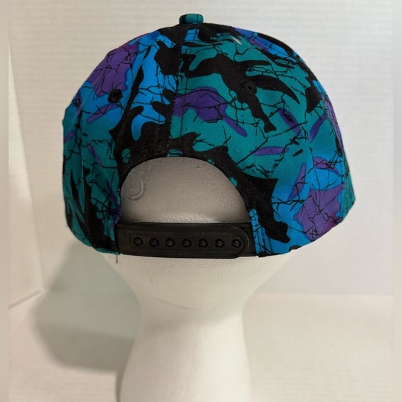 IN N OUT BURGER Blue Neon Retro Hat W/ Black Adjustable Snap Back Baseball Cap - Picture 5 of 10